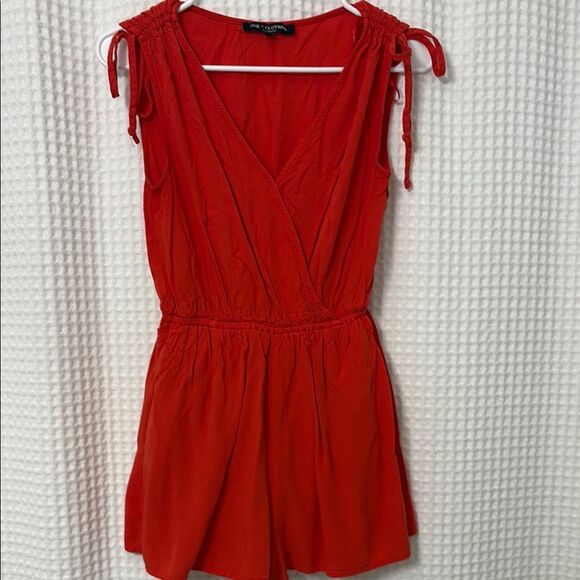 One Clothing Red Sleeveless Romper Size S - Picture 1 of 7